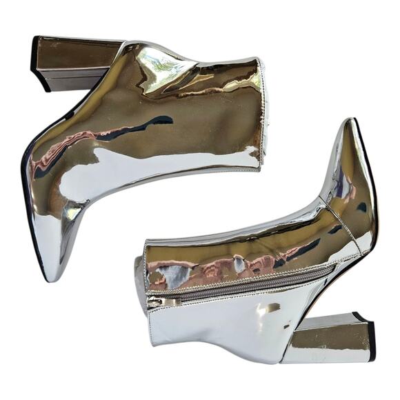 MATIKO Women 7 Lucinda Boots Silver Metallic Mirror Pointed Toe Block Heel NEW - Picture 1 of 11